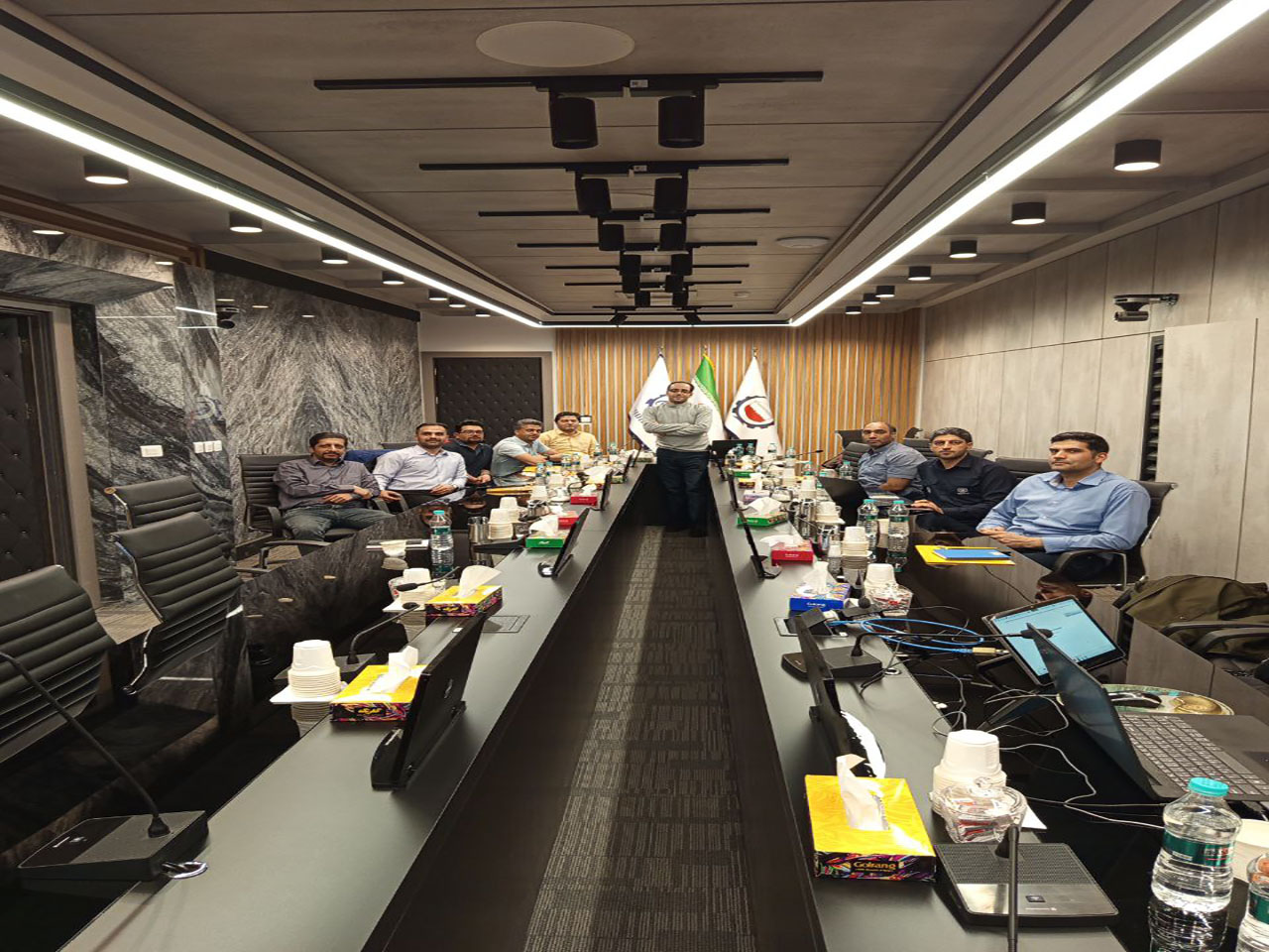 مهندس آب نیکی