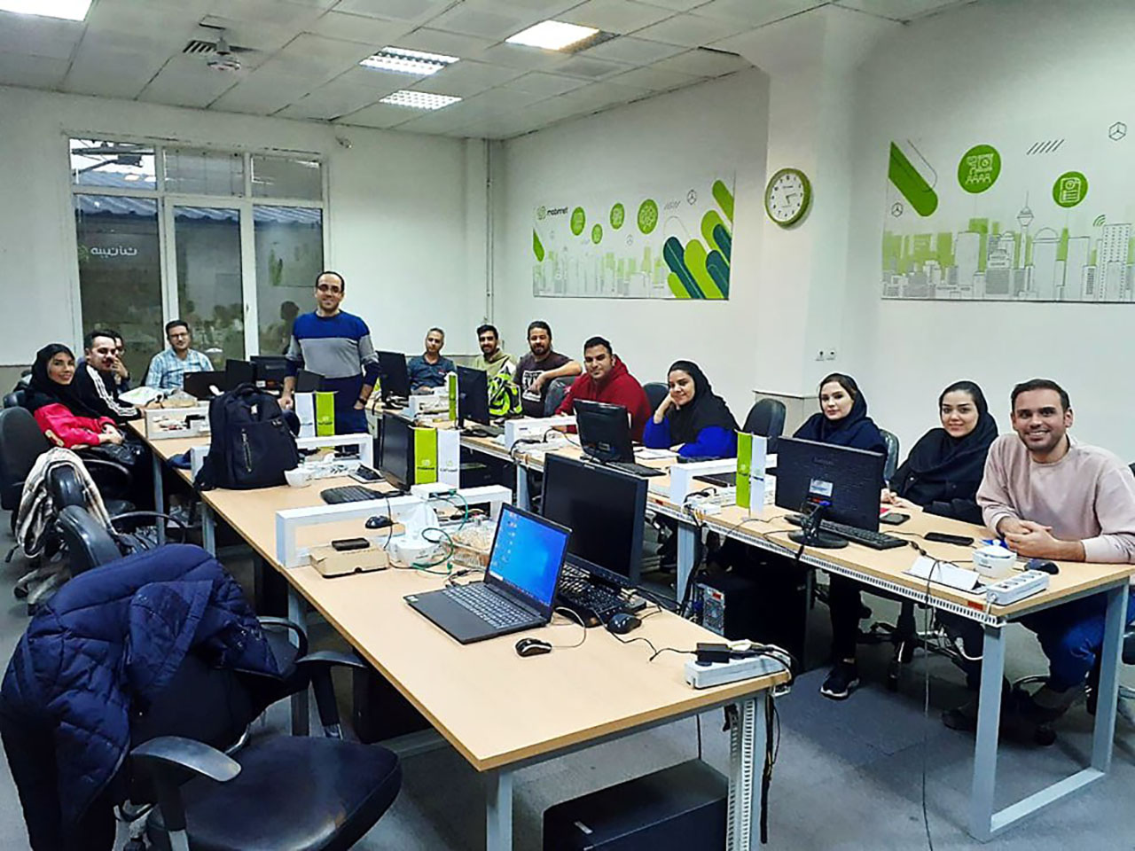 مهندس آب نیکی